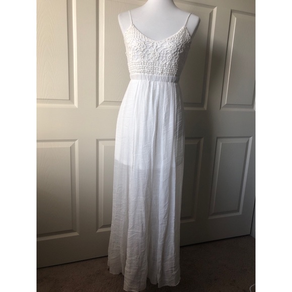 Say What? Dresses & Skirts - 🔥🔥Crochet Bust Maxi Dress
